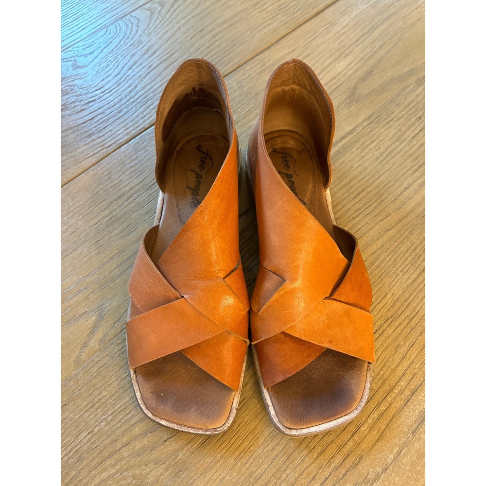 Free People Mont Blanc Tan Leather Cross Strap Sandals Made in Spain Size 37